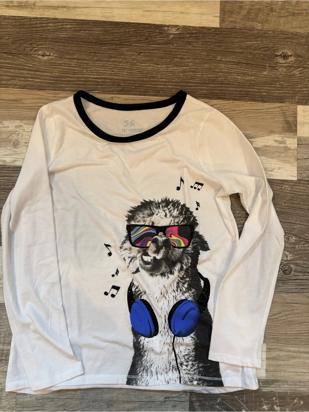 Justice Bundle long sleeves graphic, gray top, shorts and sweatpants